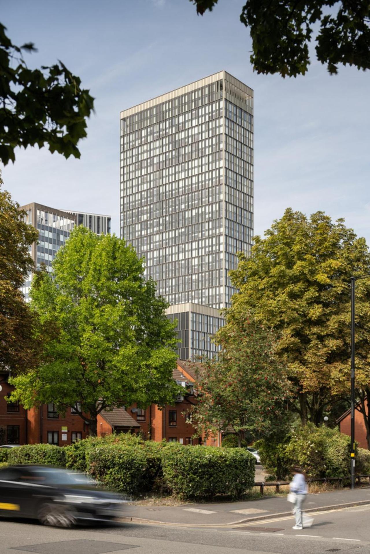 Mercian Luxury Serviced Apartments- Birmingham City Centre - Your Perfect Stay - Gym Rooftop Terrace Cinema Room Bagian luar foto