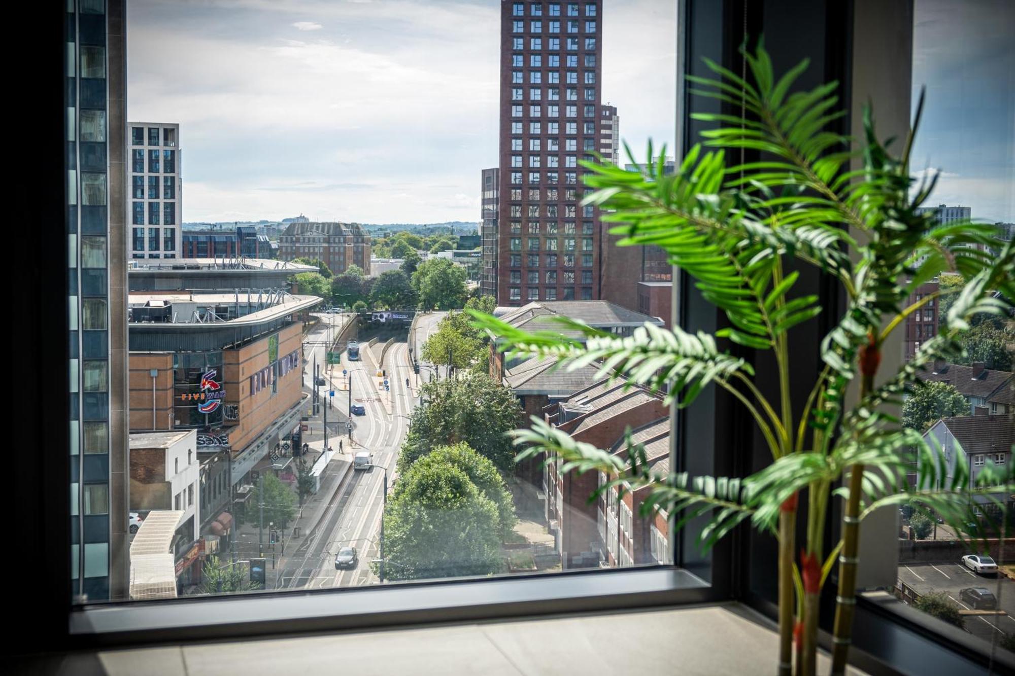 Mercian Luxury Serviced Apartments- Birmingham City Centre - Your Perfect Stay - Gym Rooftop Terrace Cinema Room Bagian luar foto