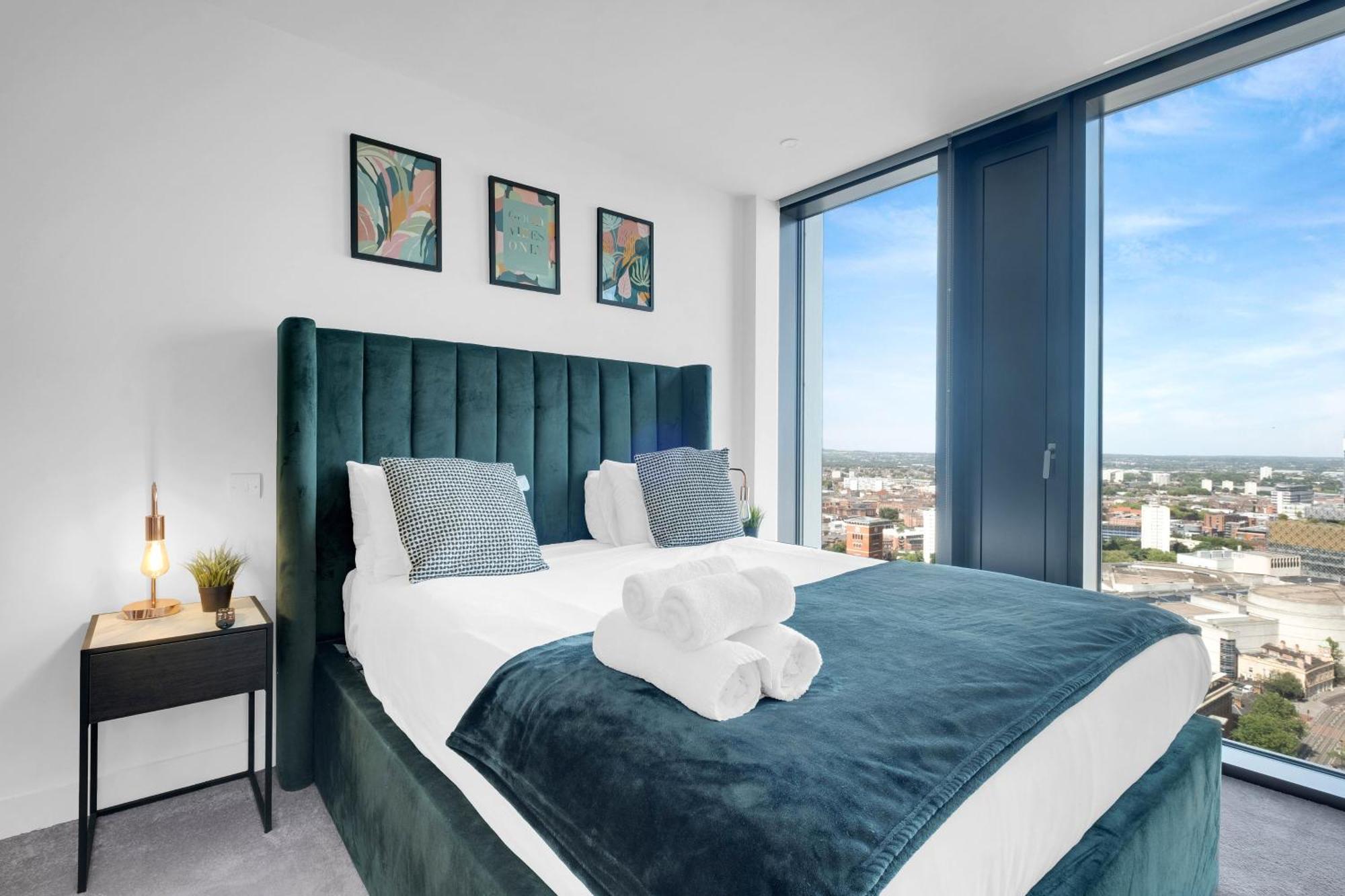 Mercian Luxury Serviced Apartments- Birmingham City Centre - Your Perfect Stay - Gym Rooftop Terrace Cinema Room Bagian luar foto